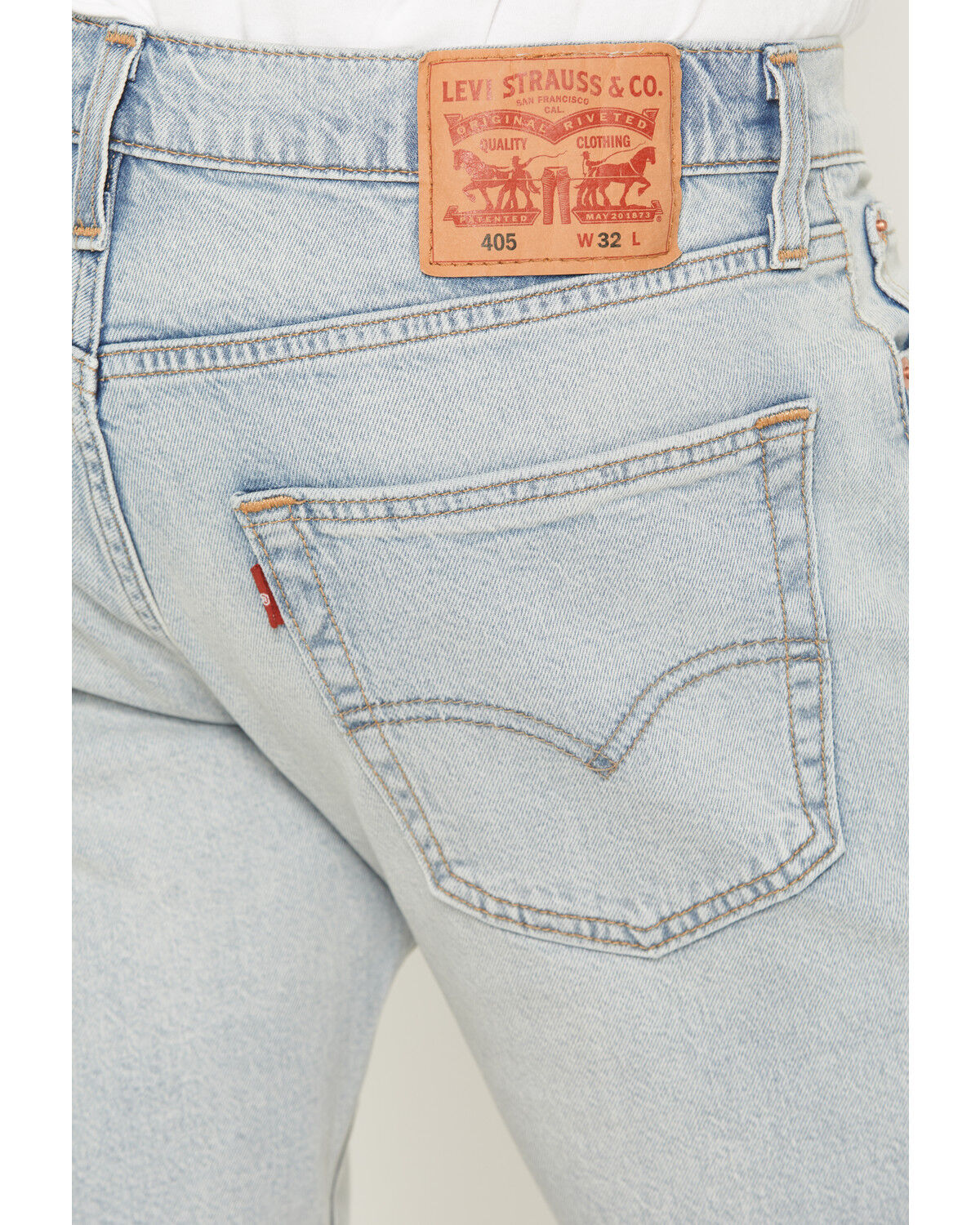 Image #4 - Levi's Men's 405 Need A Moment Light Wash 10" Stretch Denim Shorts, Light Wash, hi-res