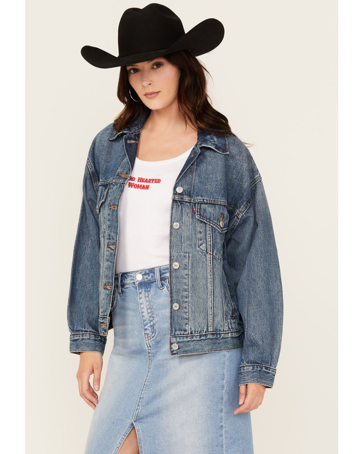 Image #1 - Levi's Women's Turning Heads 90's Trucker Jacket, Medium Wash, hi-res